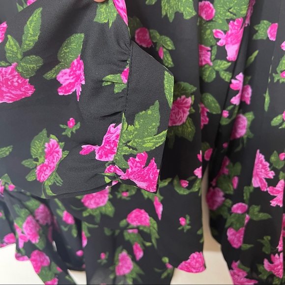 WHO WHAT WEAR Floral Black and Pink Rose Wrap Blouse - Picture 8 of 12